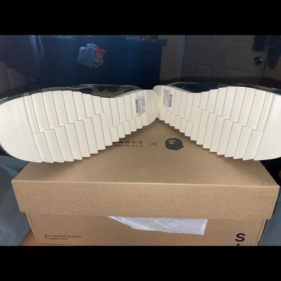 bape clark’s wallabee - Picture 4 of 4